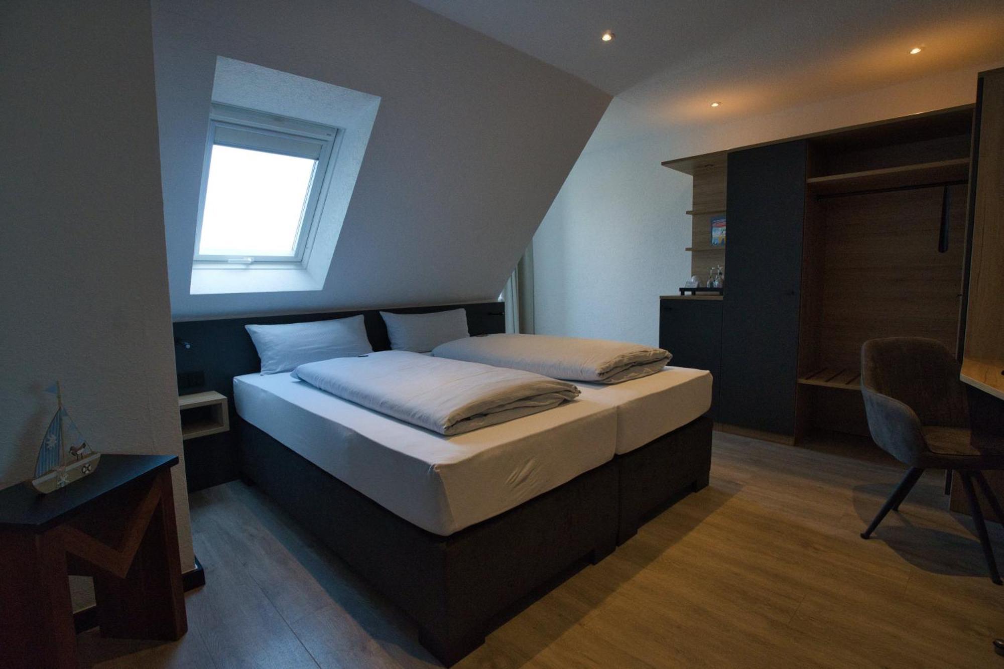 Meerzeit Strandhotel Neuharlingersiel Eksteriør bilde
